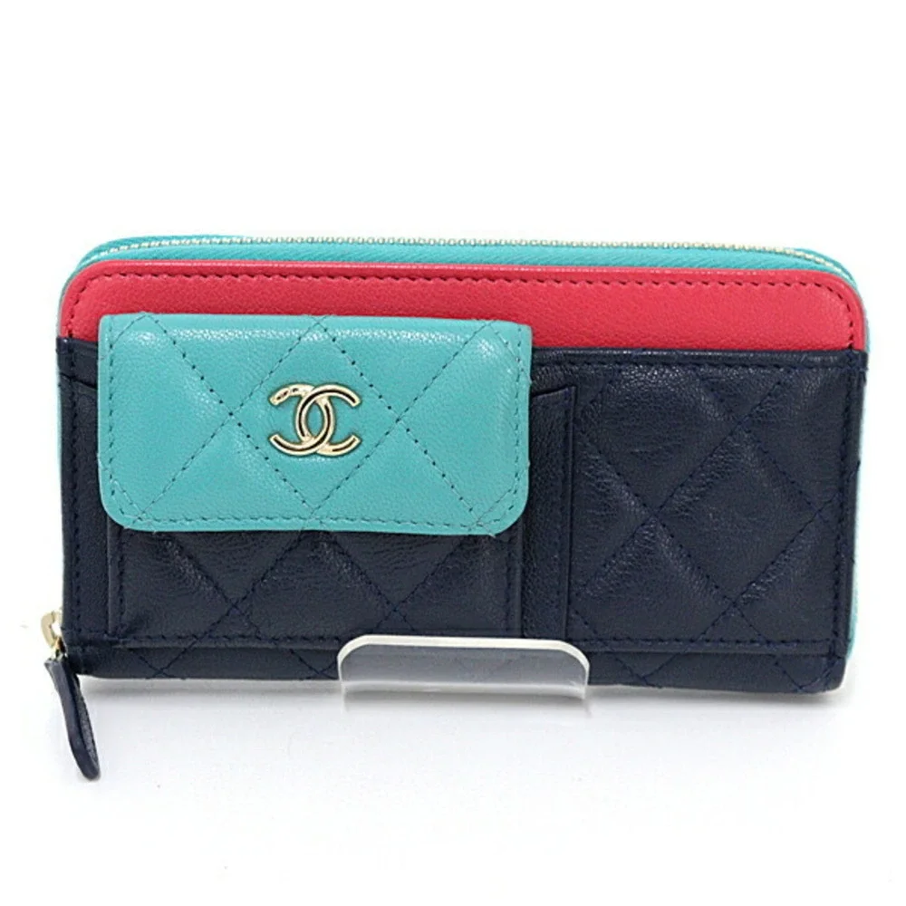 CHANEL Pink Wallet